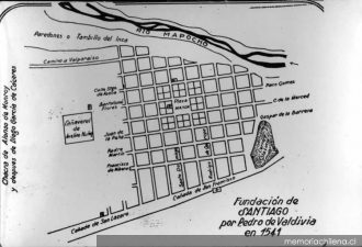 map of the foundation of Santiago de Chile by Pedro de Valdivia in 1541. It shows the distribution of the first streets that founded Santiago. It has no recognized author, It is part of the common cultural heritage of the site memoriachilena.cl