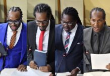 Hito histórico: Cuatro parlamentarios con dreadlocks asumen sus cargos en Jamaica Cuatro parlamentarios asumieron sus cargos en Jamaica