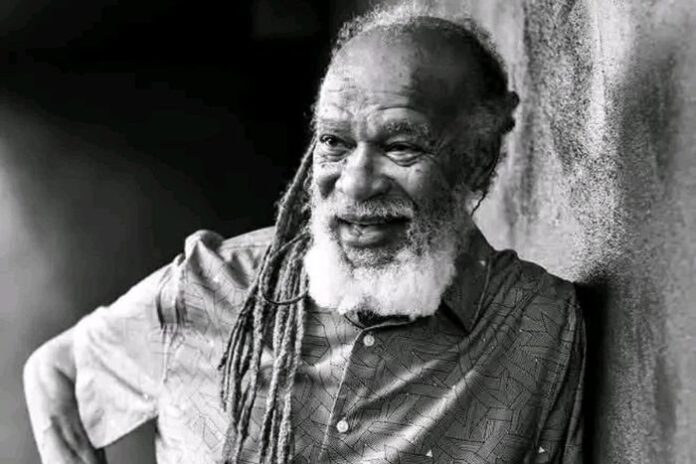 Ernie Smith produjo muchos éxitos